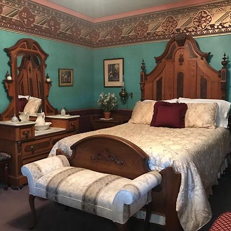 Grand Victorian B&B Inn Bellaire Ruang foto