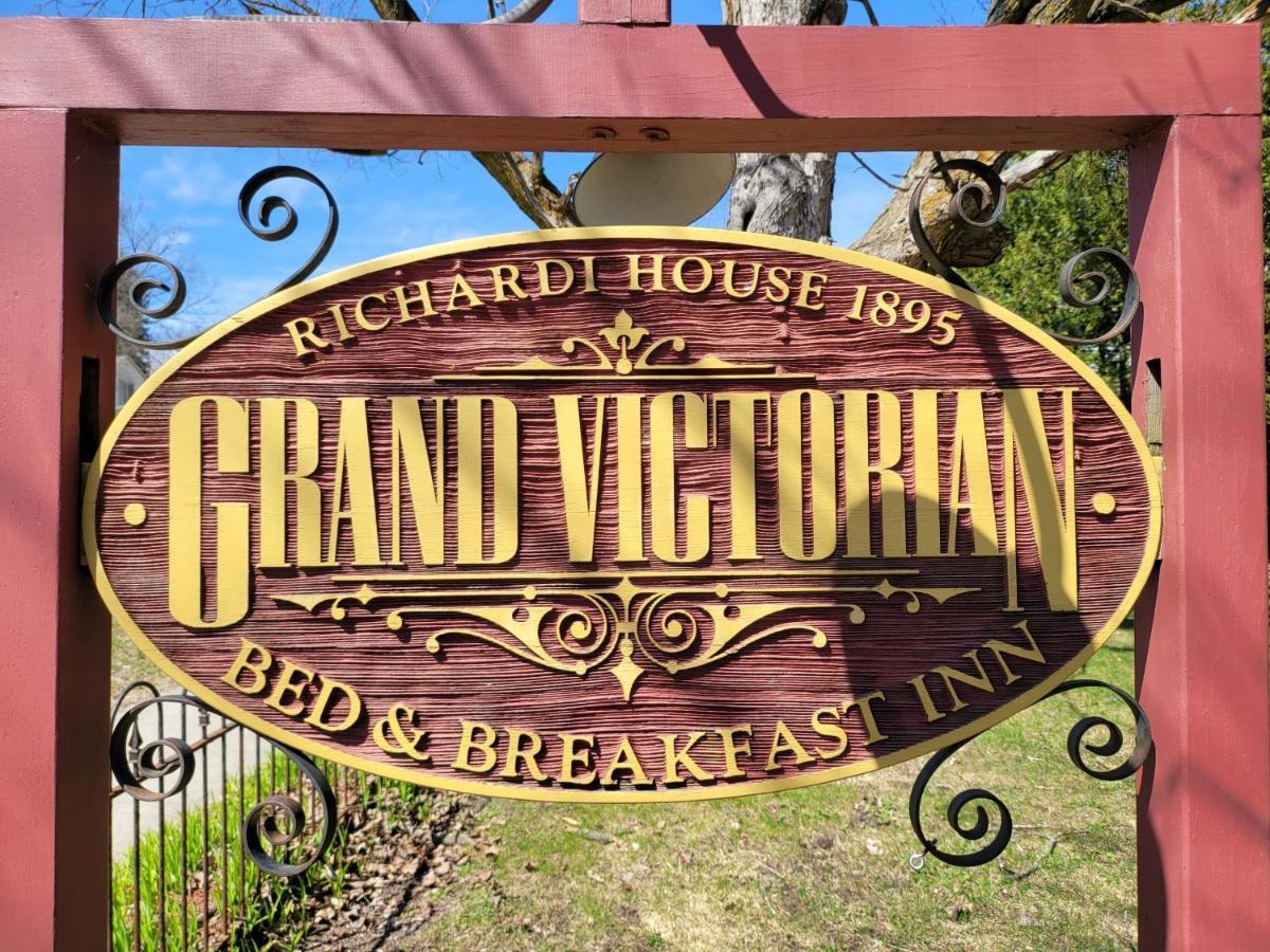 Grand Victorian B&B Inn Bellaire Bagian luar foto